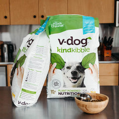 V-dog bol plein en cuisine illustrant portion adaptée et digestion facilitée