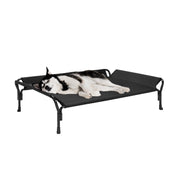 Veehoo lit surélevé vue de face montrant stabilité et espace pour grand chien