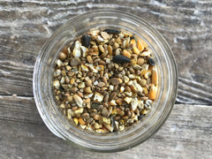 Wholesome Harvest mélange d'herbes (origan, ail) illustrant soutien digestif naturel