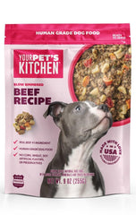 Your Pet's Kitchen emballage avant mettant en valeur la qualité humaine