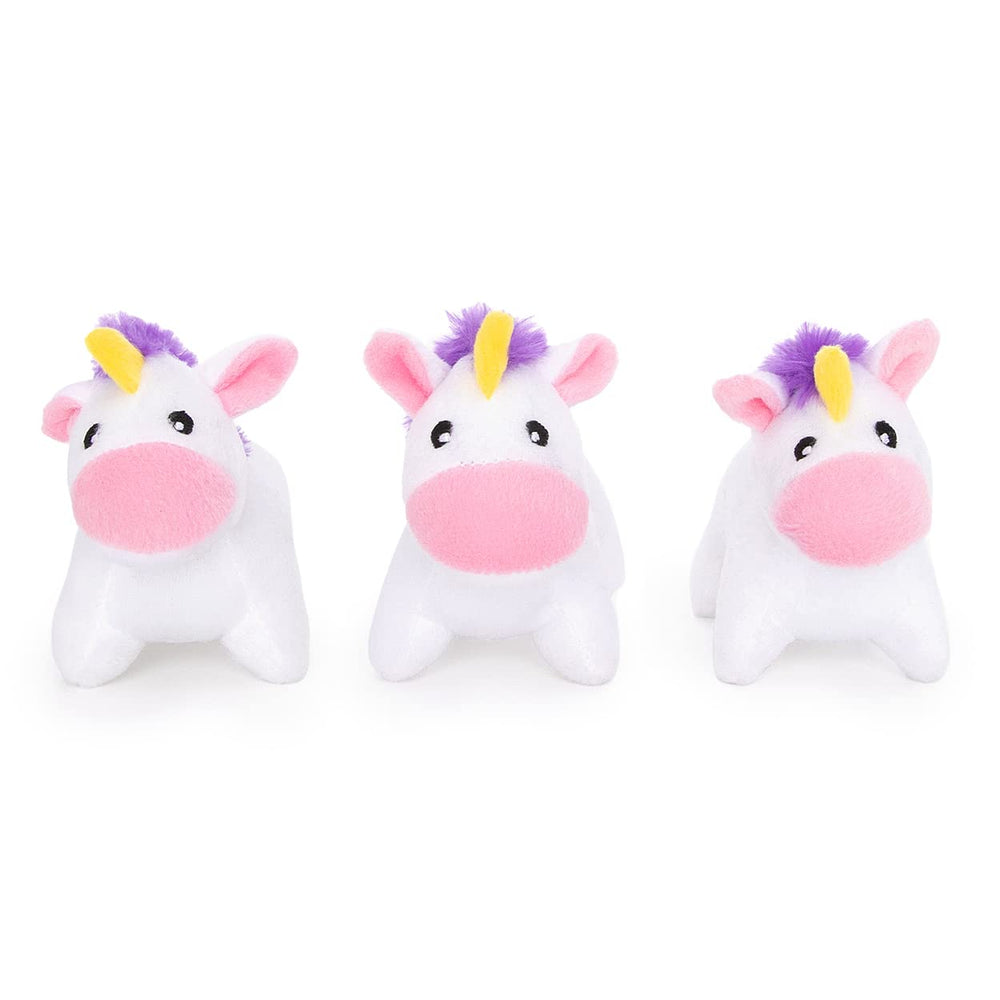 ZippyPaws packaging montrant le trio de licornes, attire la curiosité