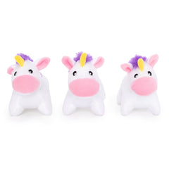 ZippyPaws packaging montrant le trio de licornes, attire la curiosité