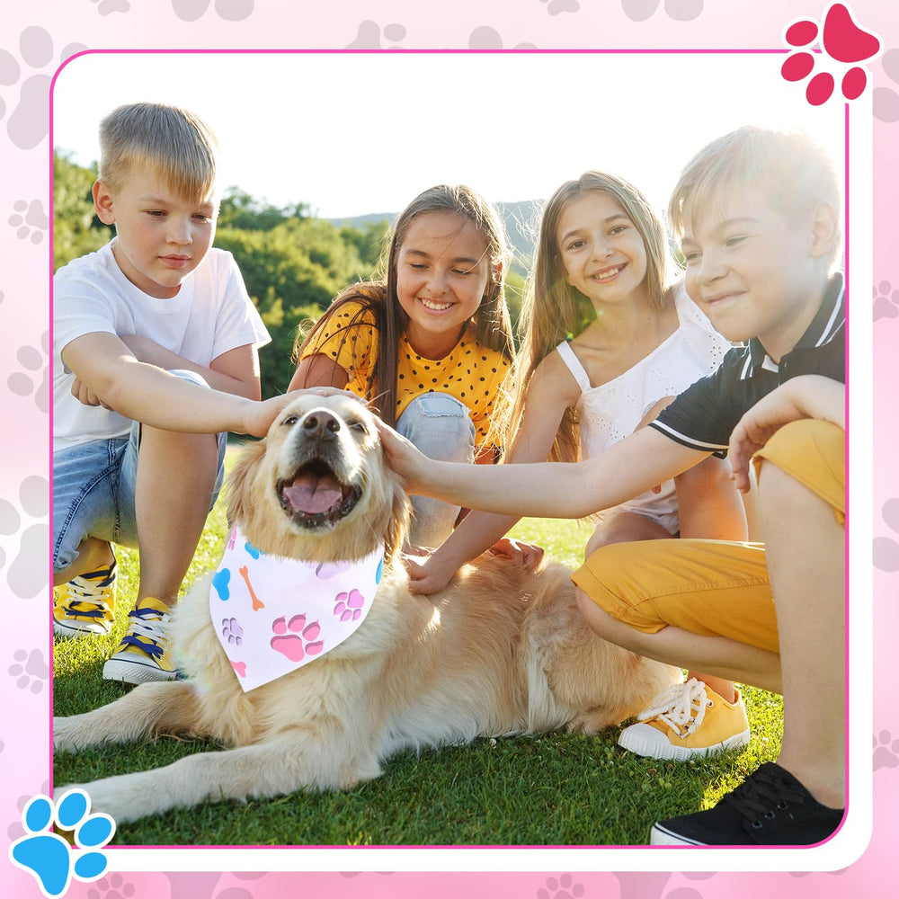 Abbylike chiens à une fête, bandanas coordonnés pour mise en scène