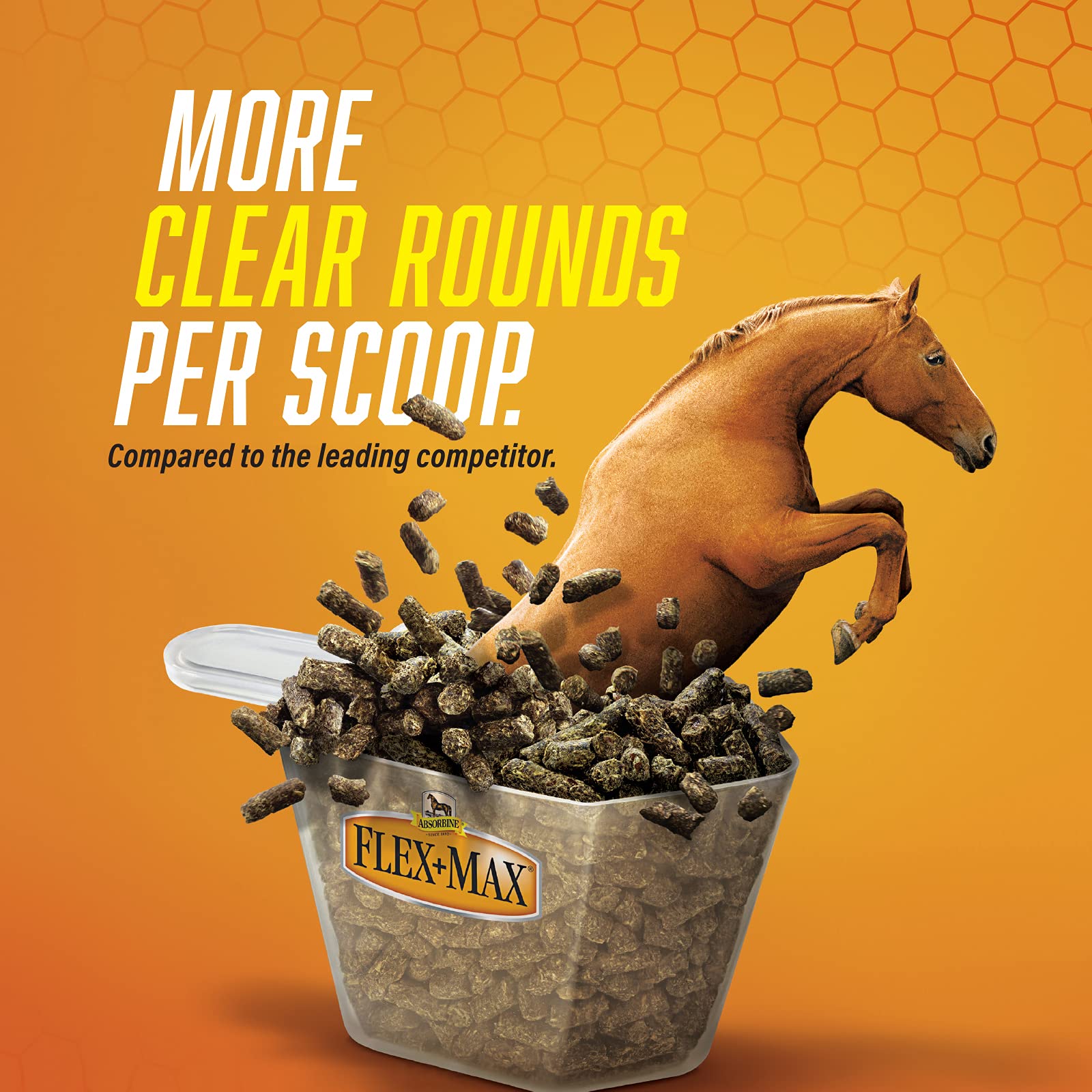 Pellets Absorbine Flex+Max mélangés à la ration soulignant une ingestion homogène