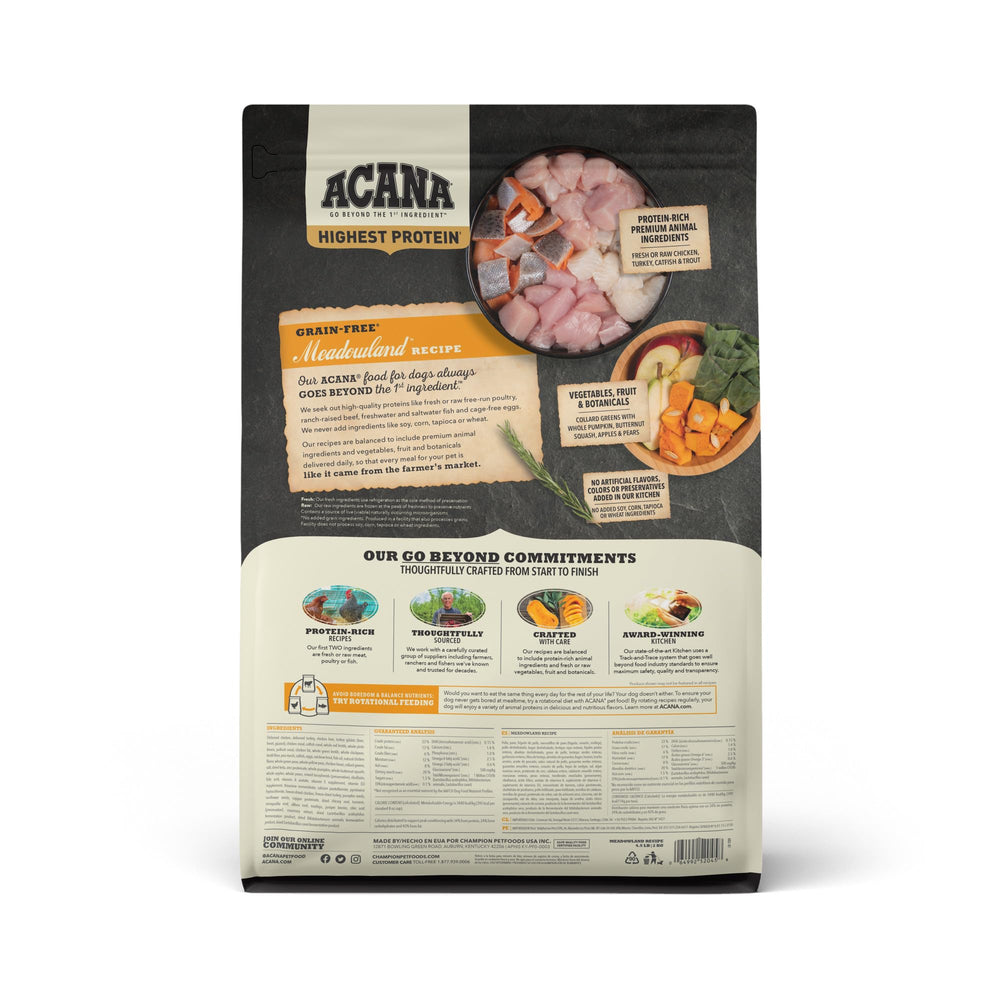 ACANA gros plan des croquettes Meadowland montrant texture et appétence