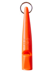 ACME sifflet 211.5 orange en usage démontrant rappel plus efficace