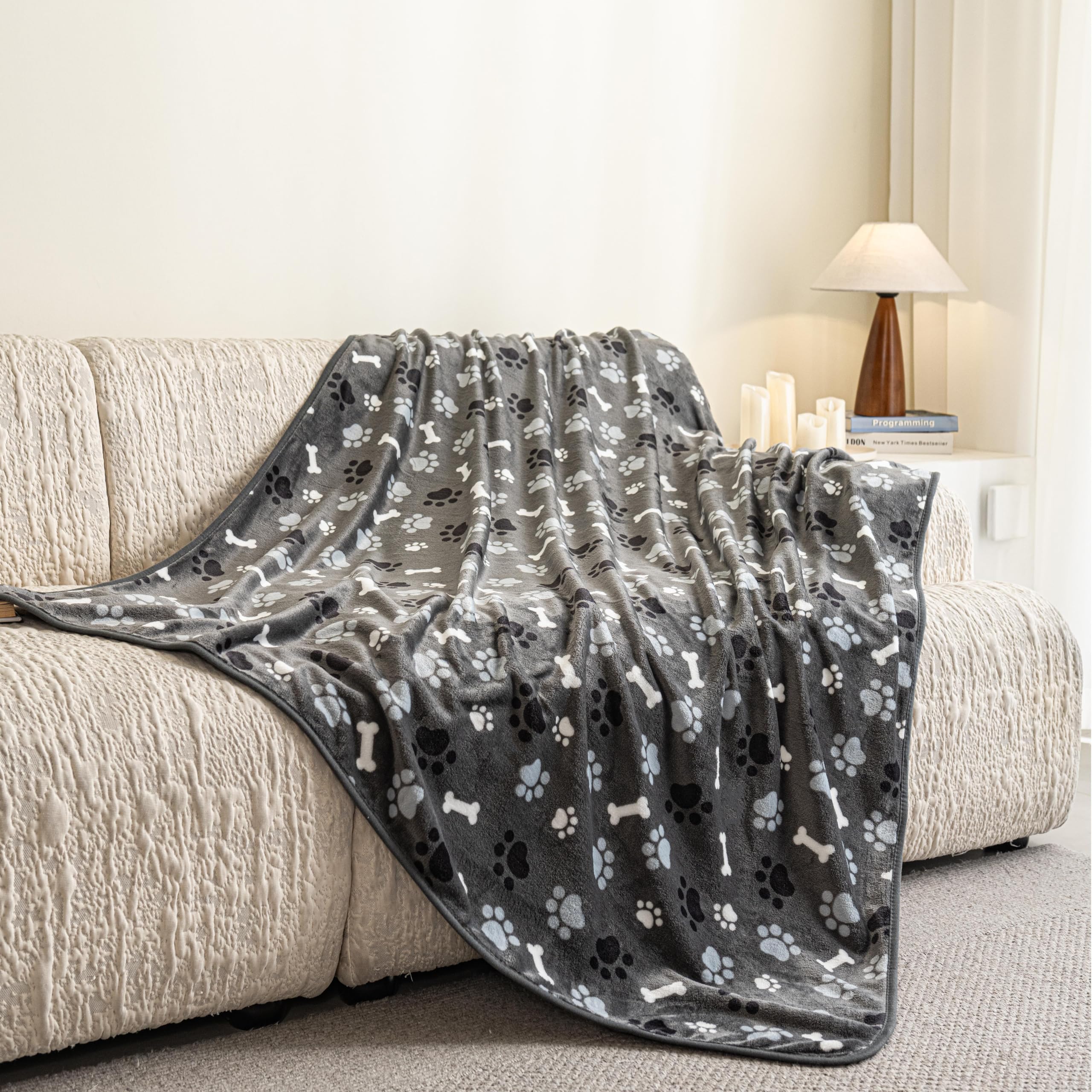 AIWEK gros plan texture velours corail pour confort chaud et doux