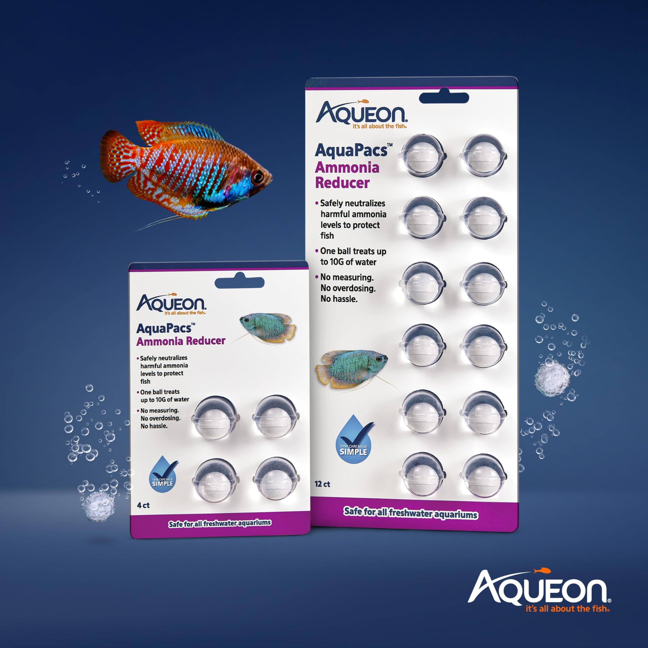 Aqueon pastille dans la main pour démontrer dose pré-mesurée sûre