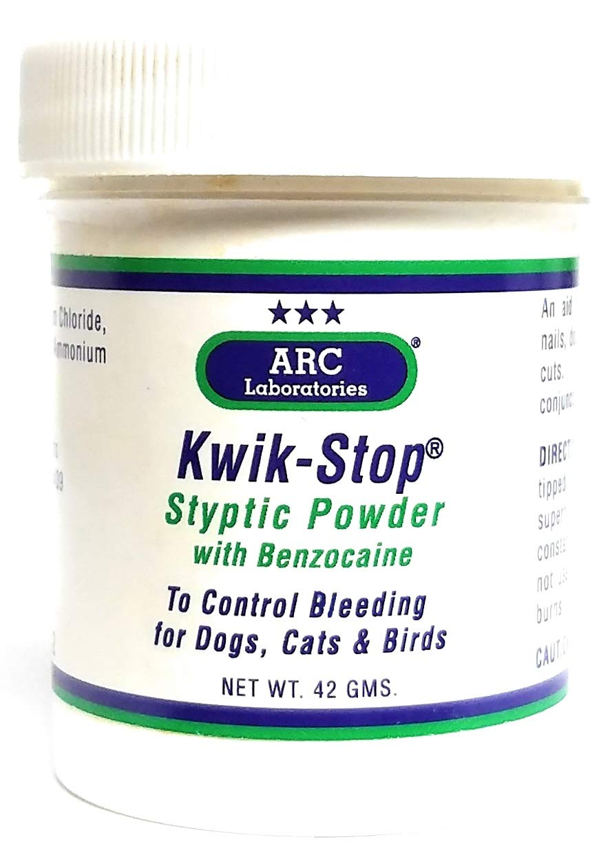 Arc Laboratories Kwik-Stop pot face montrant l'étiquette et l'usage immédiat