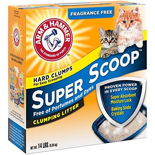 Gros plan des granules Super Scoop ARM & HAMMER montrant texture et neutralisation d'odeurs