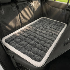 Avont tapis-lit face avant montrant protection complète et confort