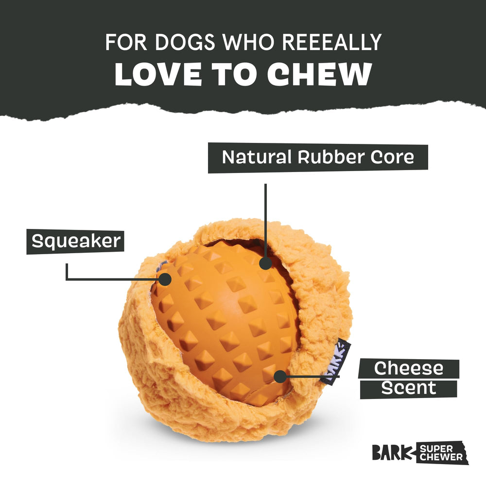 BarkBox gros plan peluche douce illustrant texture, encourage exploration