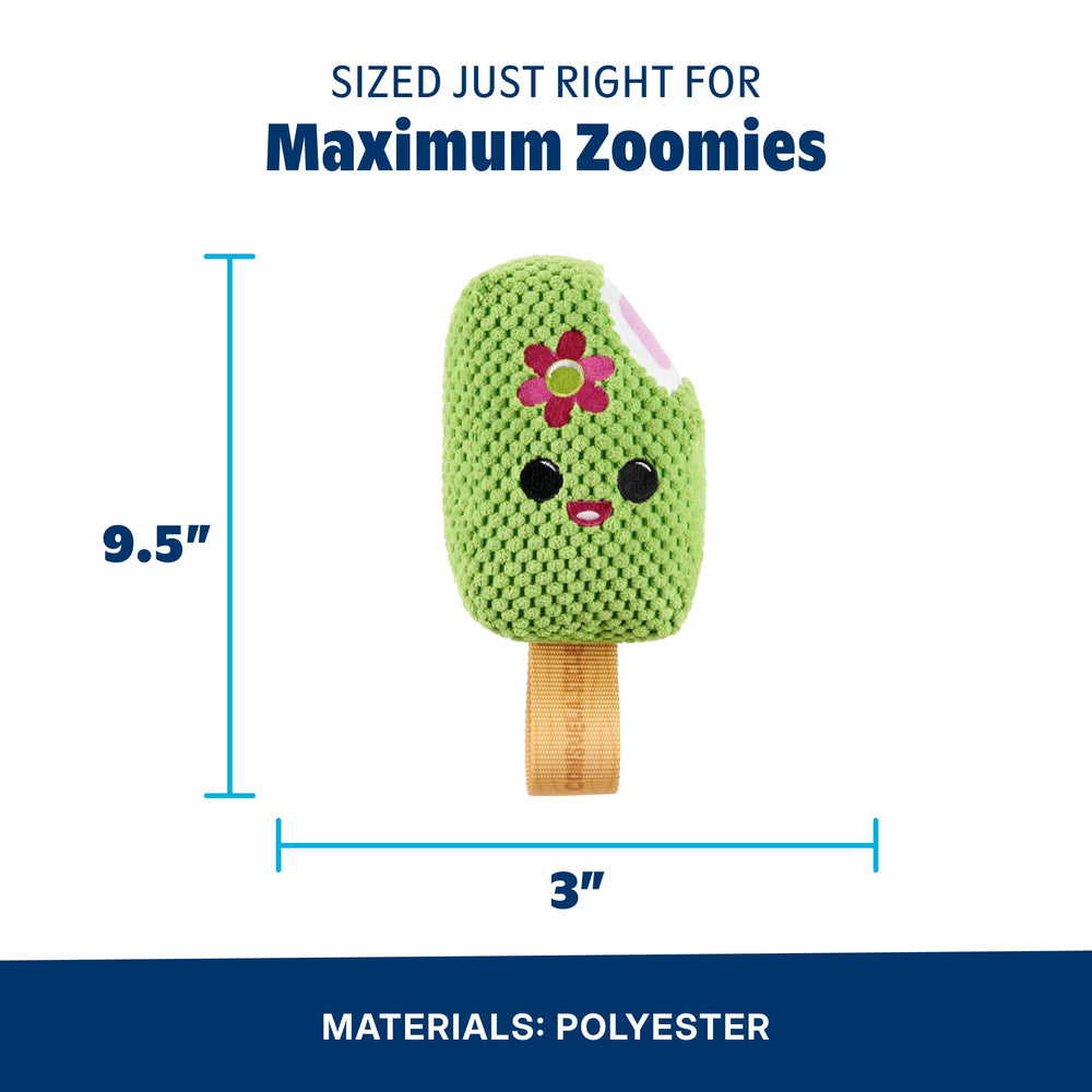 BarkBox Consuela the Cactus Pop gros plan crinkle montrant texture qui stimule le chien