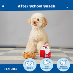 BarkBox cookie coupé montrant rembourrage et couineur pour jeu