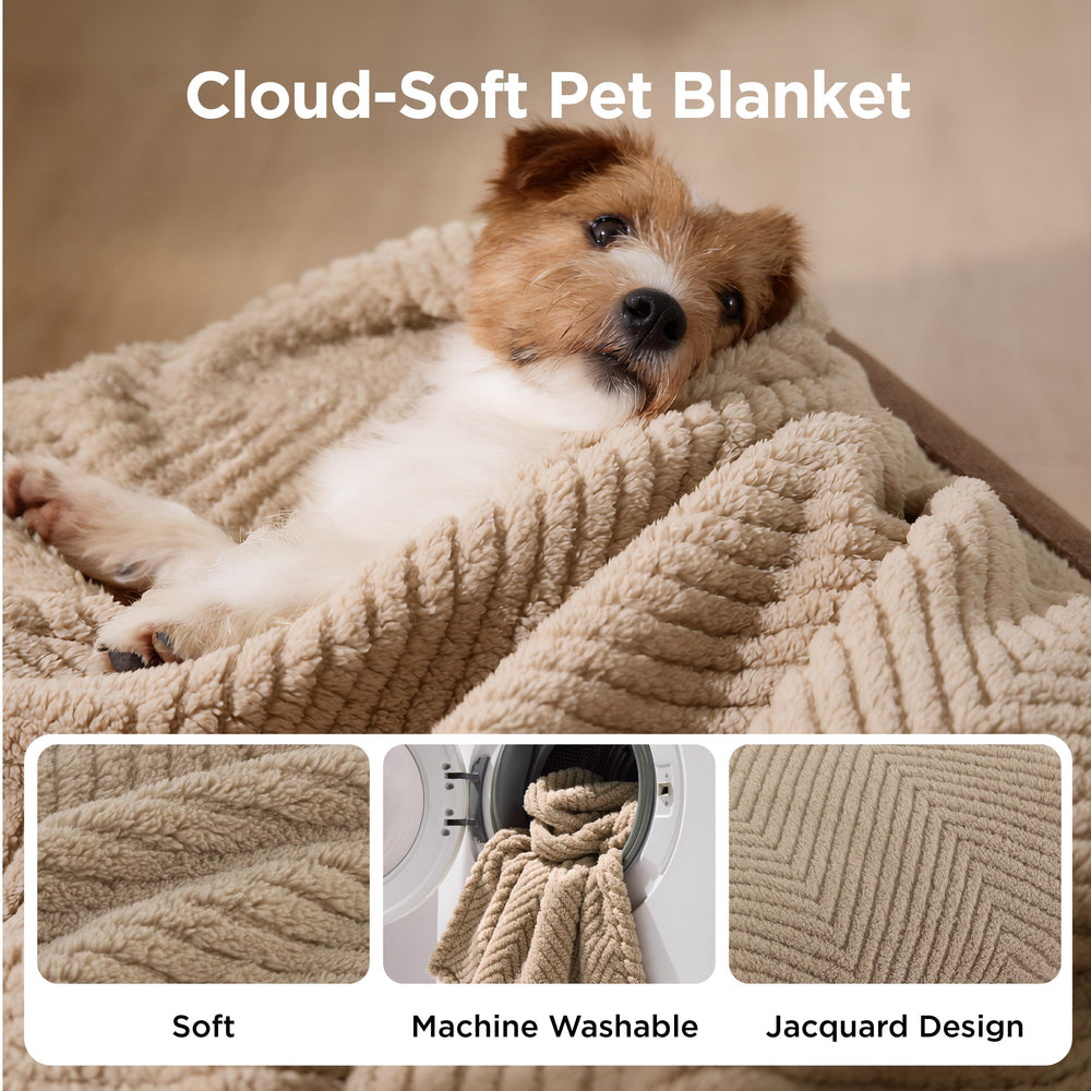 Bedsure gros plan sur la texture polaire 300GSM pour confort apaisant