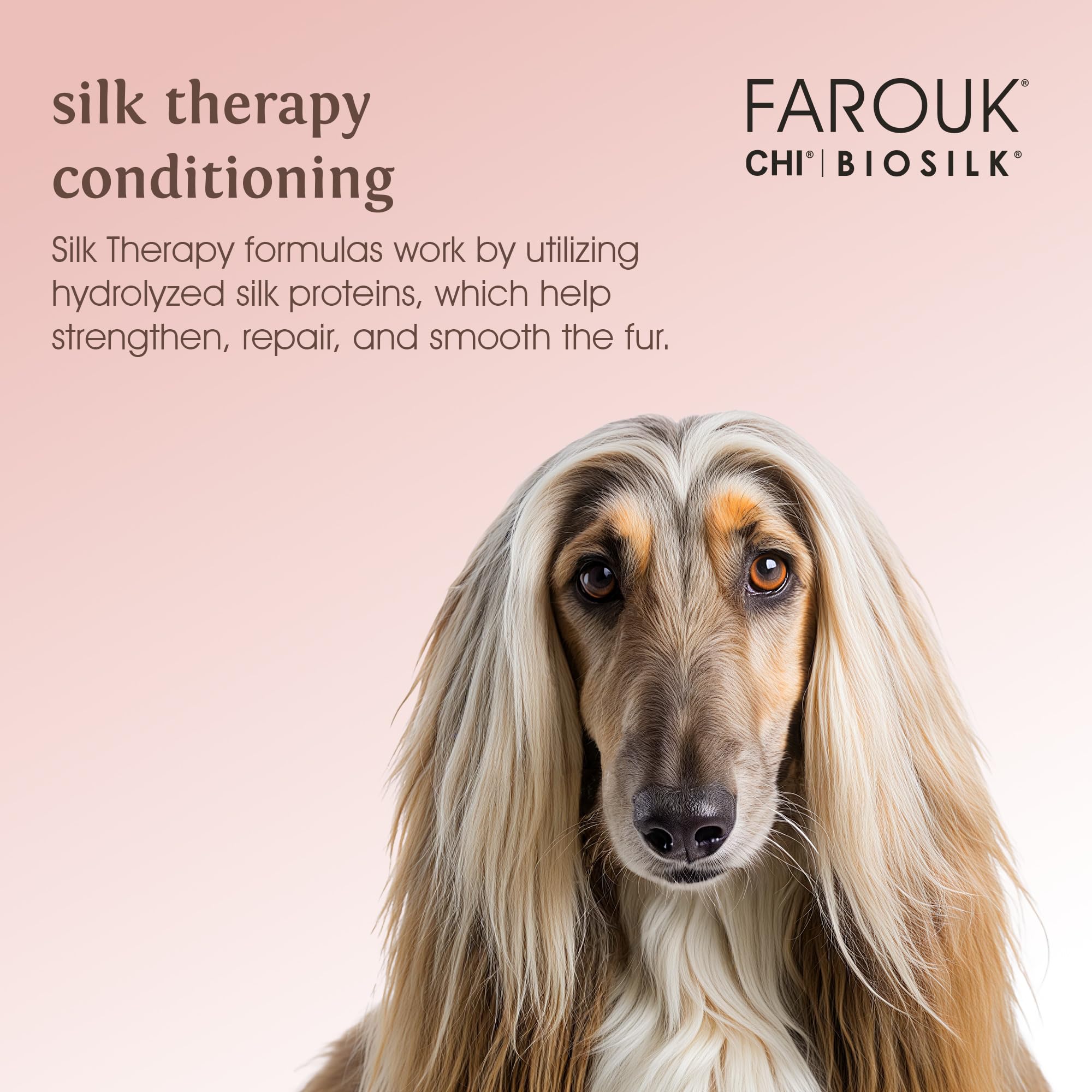 BioSilk spray appliqué sur pelage pour un démêlage plus facile