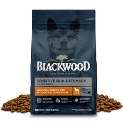 Blackwood sachet 4,5 lb visible montrant l'emballage et la composition nutritionnelle
