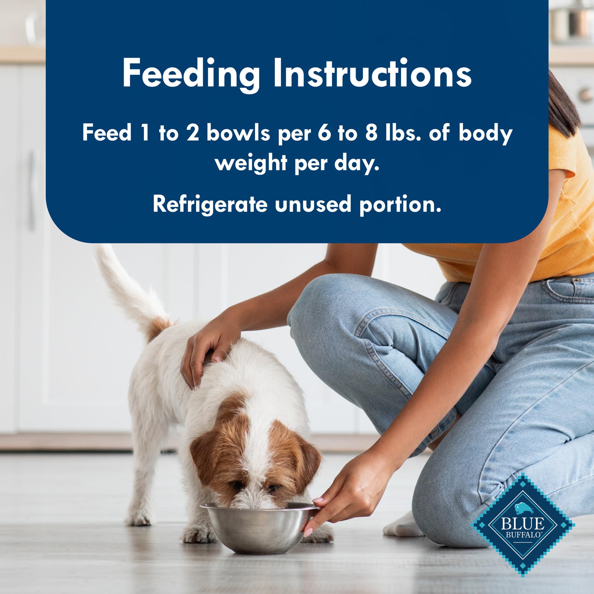 Blue Buffalo comparaison taille main démontrant portion adaptée aux petites races