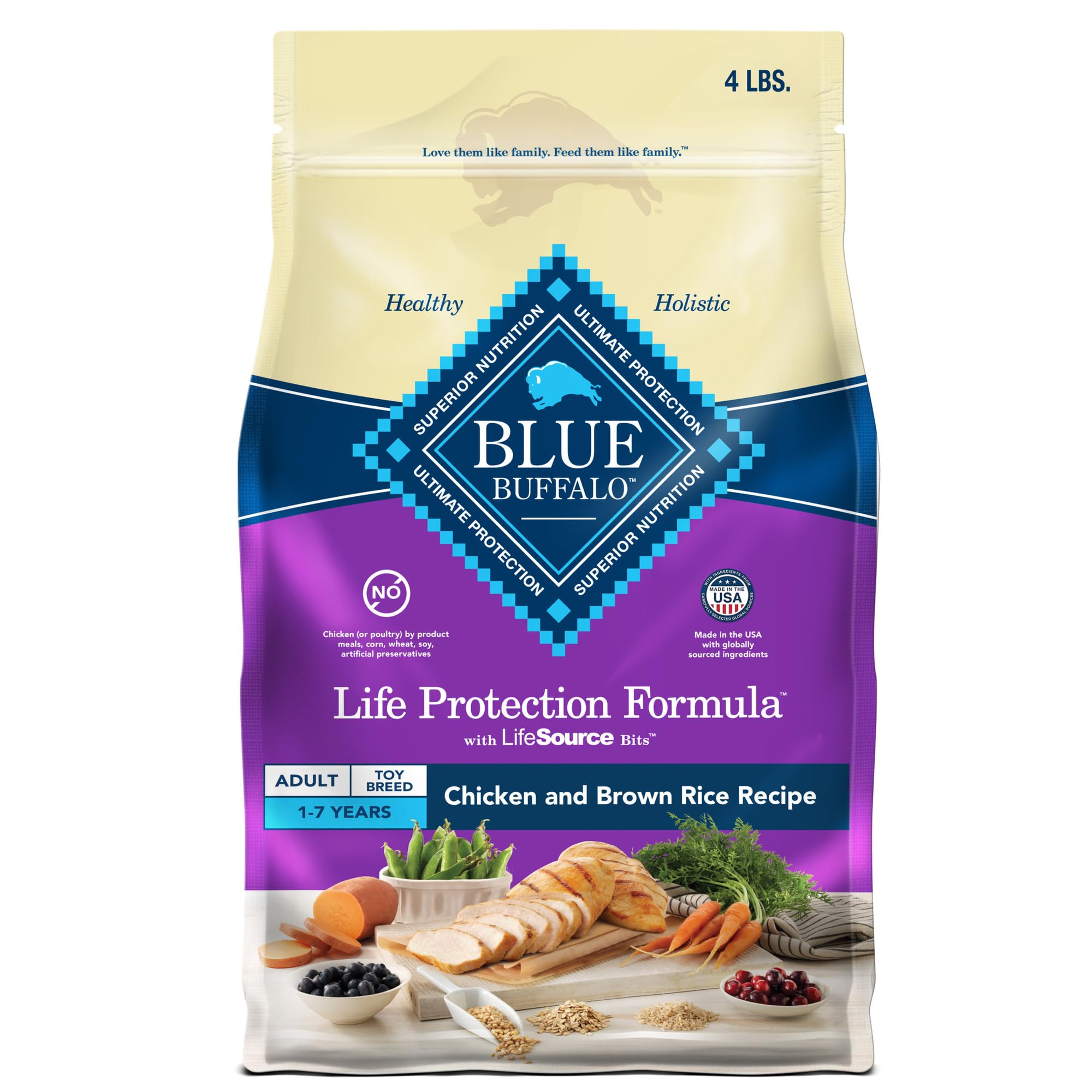 Blue Buffalo emballage avant 4 lb montrant la recette poulet et bénéfice nutritionnel