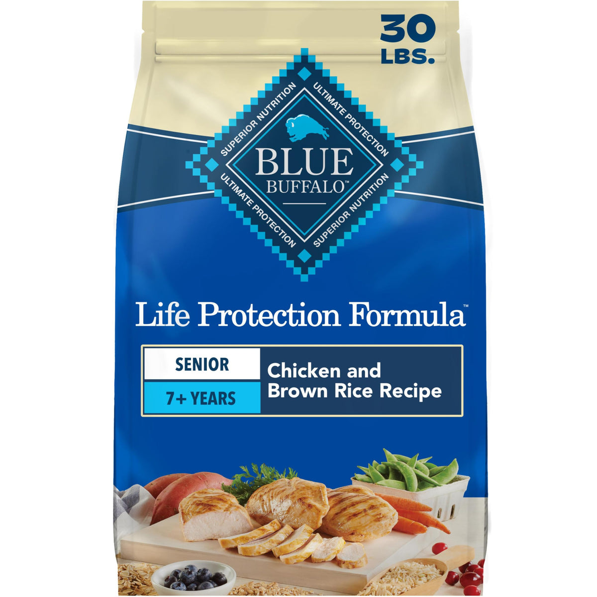 Blue Buffalo emballage avant 30 lb montrant recette senior et bénéfices