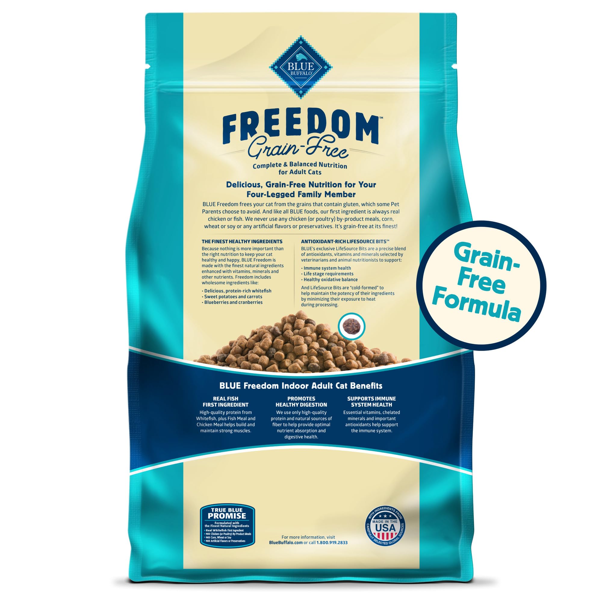 Blue Buffalo gros plan croquettes montrant texture et appétence pour chat
