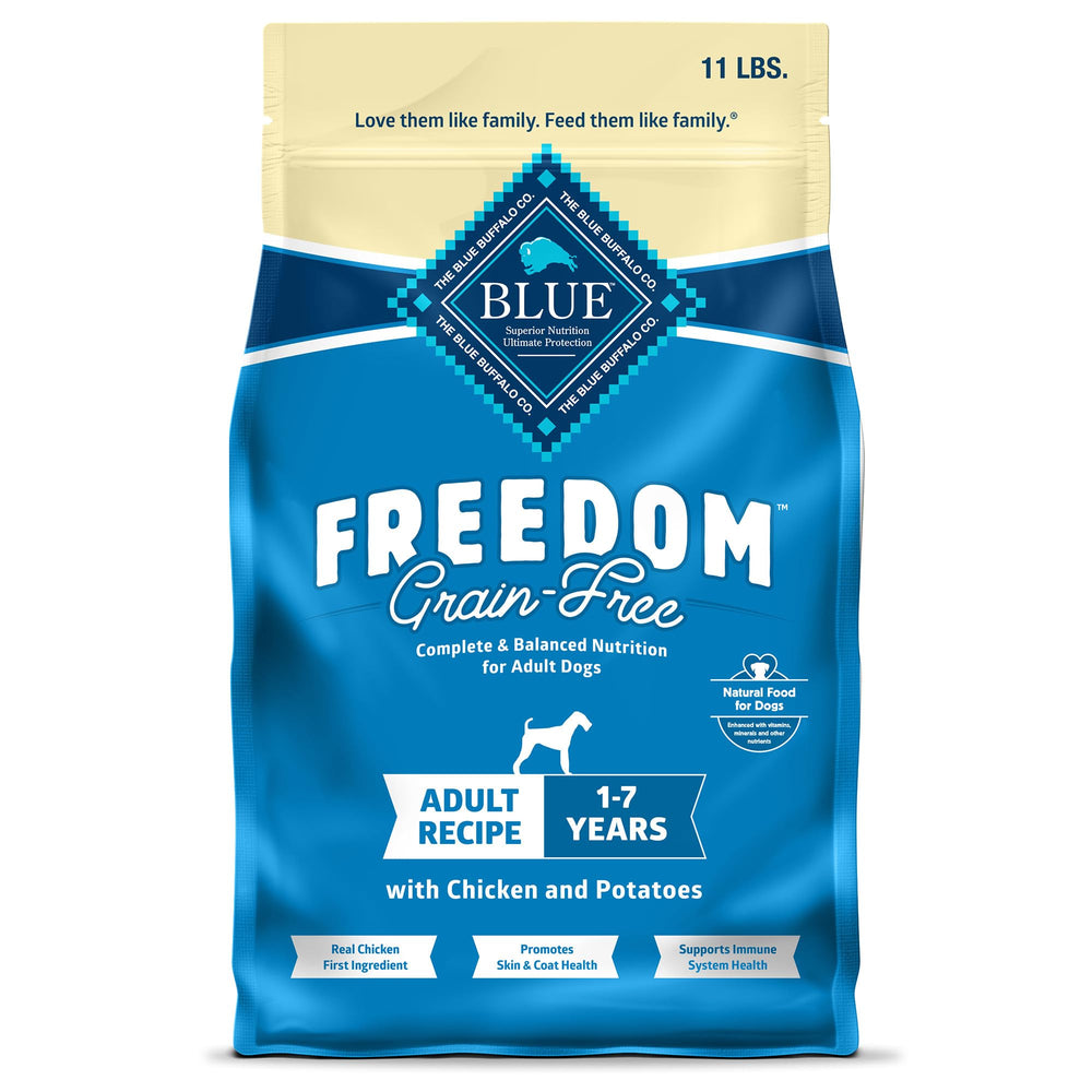 Blue Buffalo sachet face avant présentant la recette transparente et bénéfice nutritionnel