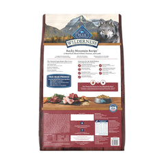 Blue Buffalo gros plan croquettes montrant texture et appétence protéique