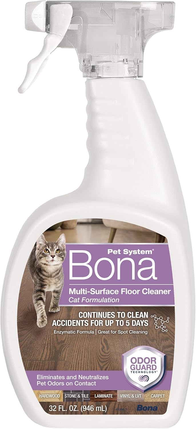Bona produit en action sur sol en bois nettoyant et séchant rapidement