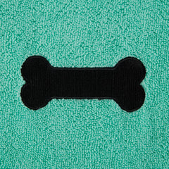 Bone Dry serviette pliée dans coffre de voiture pratique pour sorties et voyages