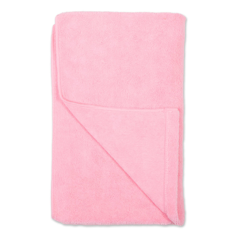 Bone Dry serviette utilisée sur chat pour douceur et séchage efficace