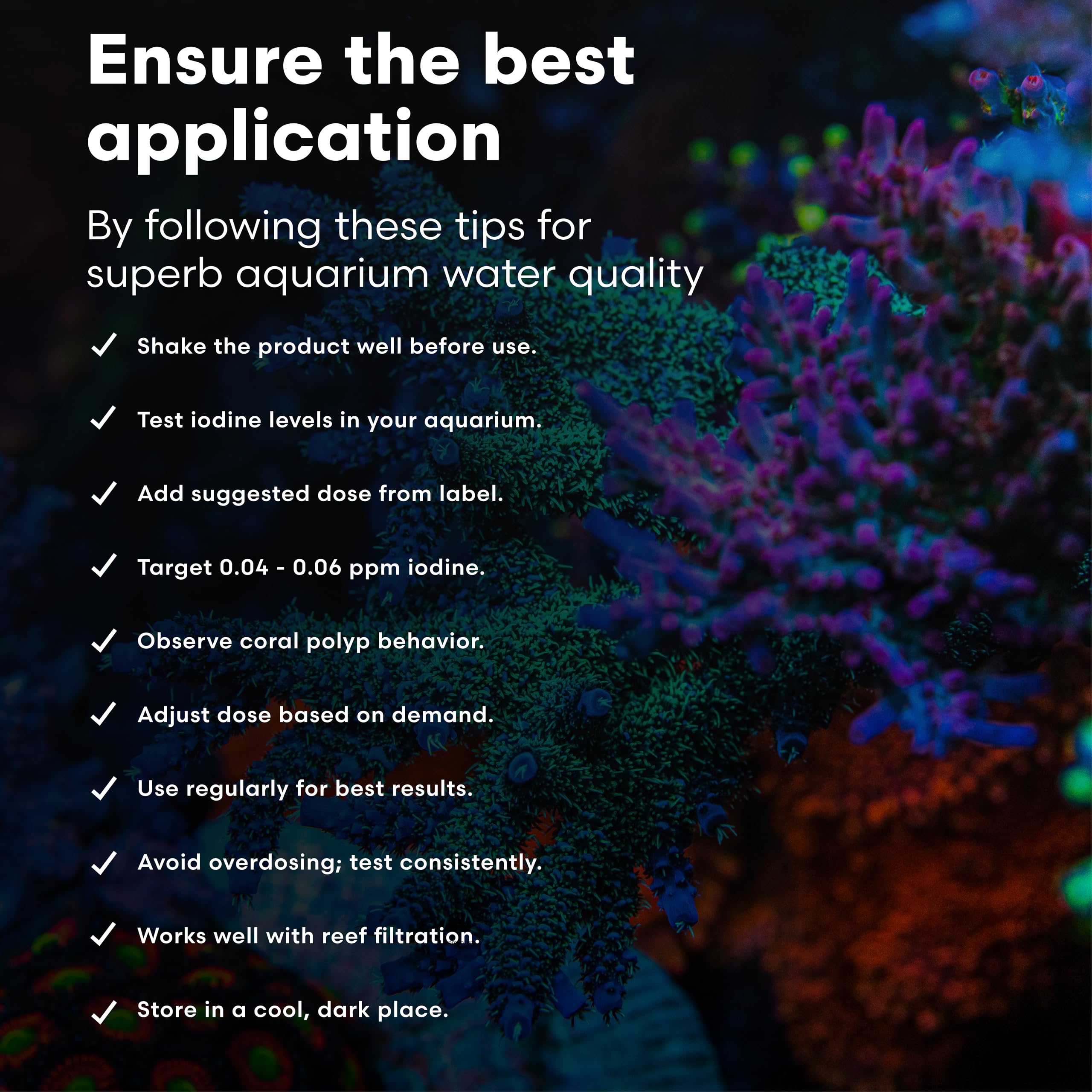 Brightwell Aquatics Iodion bouteille tenue en main pour visualiser l'échelle