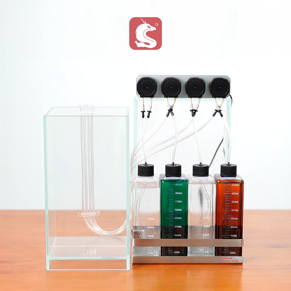 CHIHIROS AQUATIC STUDIO intérieur rangé, organisation de liquides pratique