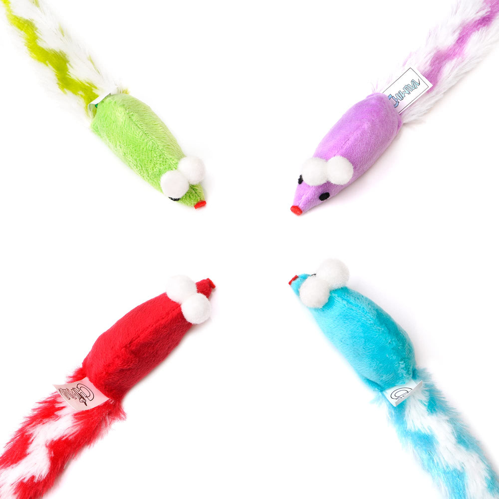 CHIWAVA comparaison taille 38 cm illustrant facilité de préhension par le chat