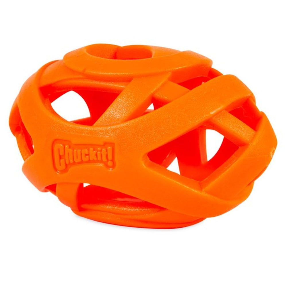 Chuckit! comparaison taille avec main montrant ajustement adapté