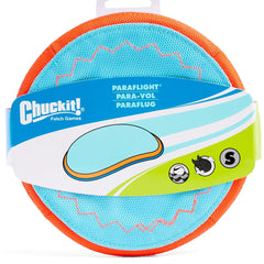 Chuckit! Paraflight gros plan sur le nylon multicouche et bord en caoutchouc, résistant et doux