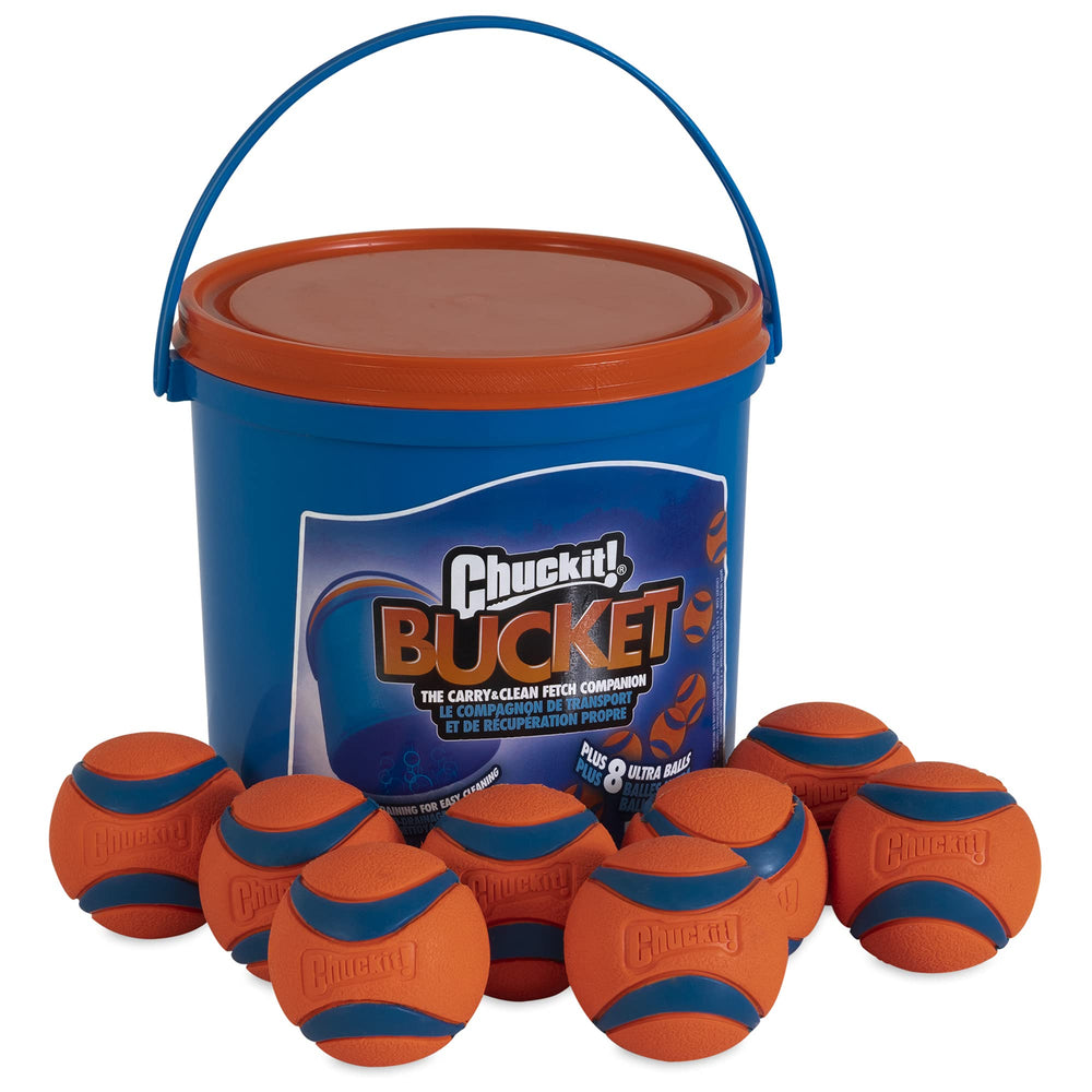 Chuckit! vue avant de l’emballage montrant 8 balles et le seau, pratique pour sorties