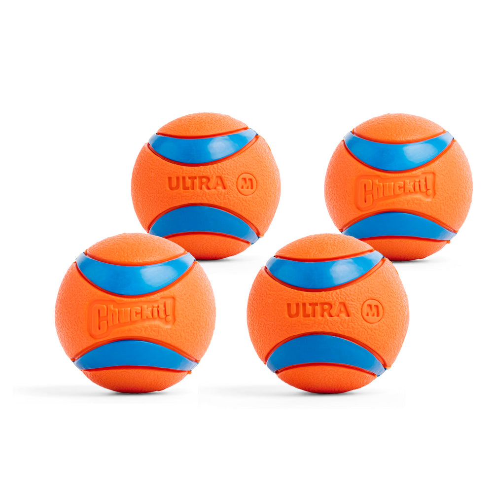 Chuckit! vue frontale de la Ultra Ball montrant forme et couleur, facile à repérer