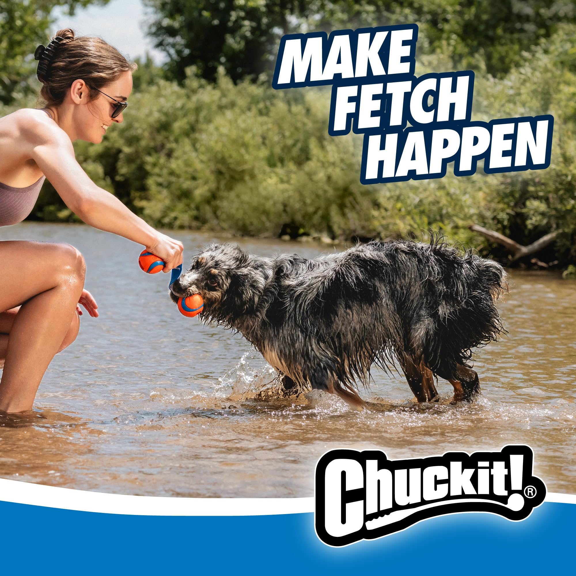 Chuckit! comparaison taille avec une main pour visualiser échelle