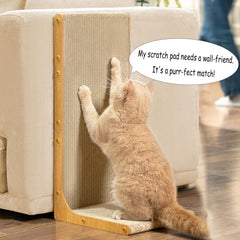 Conlun griffoir en usage avec chat se roulant et grattant pour stimuler jeu