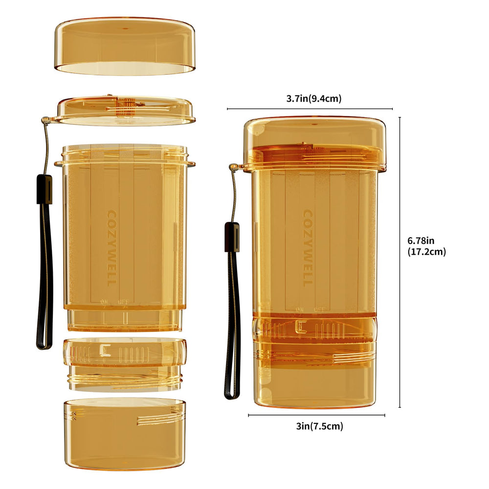 COZYWELL shaker en action poudrant des grillons pour une couverture homogène