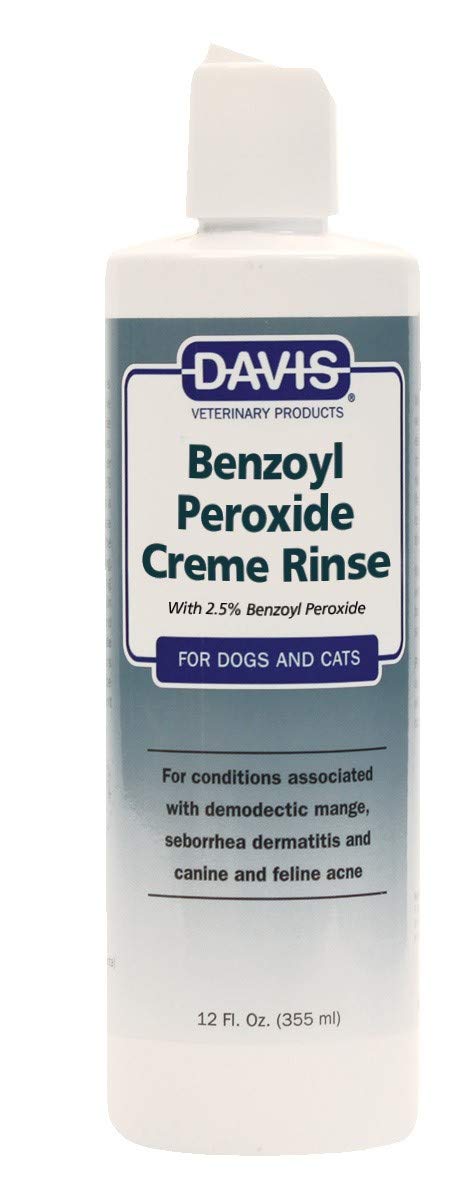 Davis Benzoyl Peroxide crème rince flacon montrant l’étiquette et l’usage