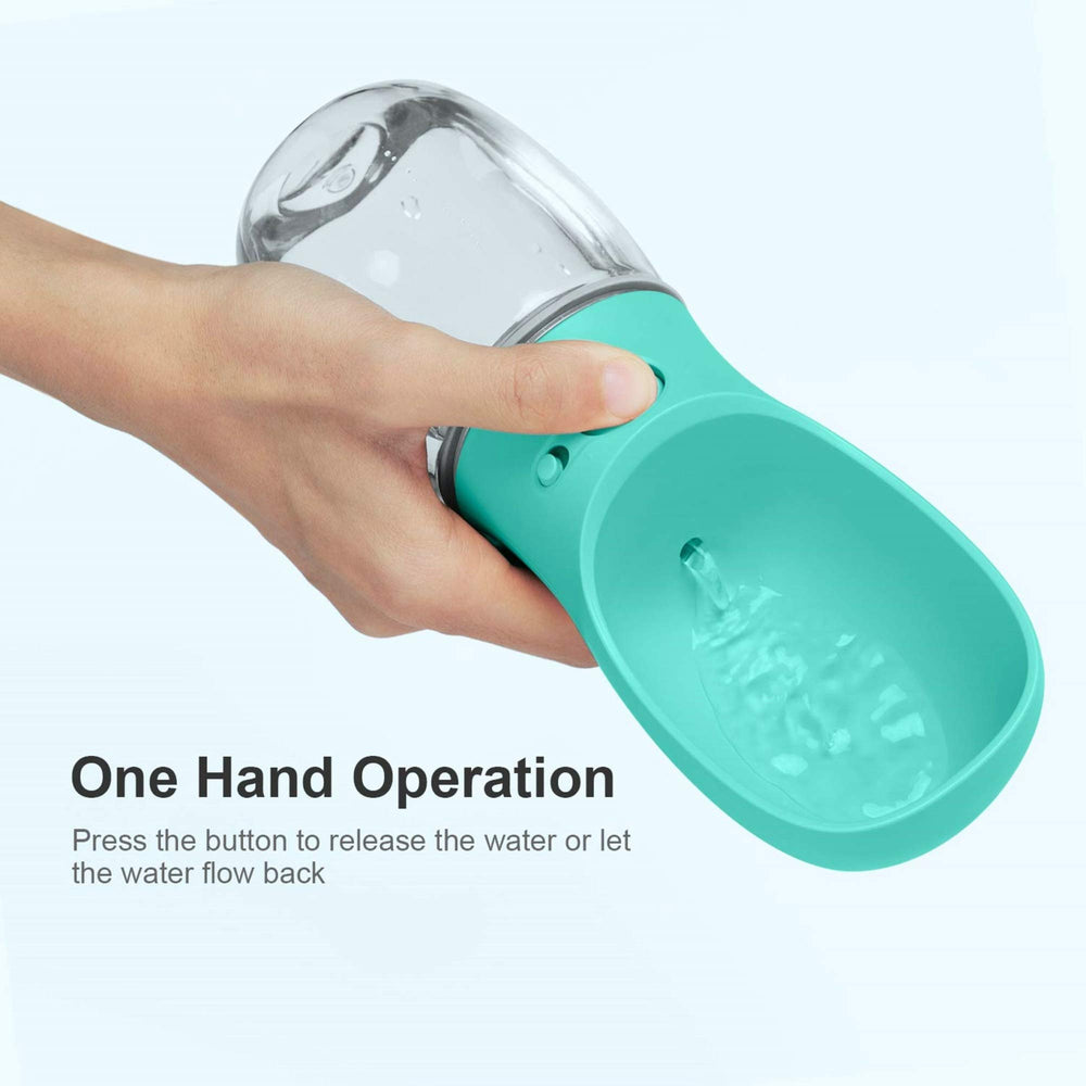 DEYACE bec et coupelle en gros plan facilitant l'abreuvement hygiénique