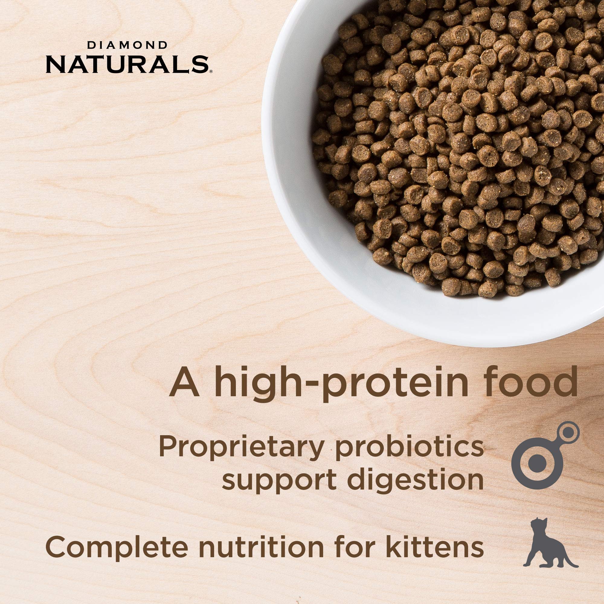 Diamond Naturals chaton mangeant les croquettes pour croissance saine et énergie
