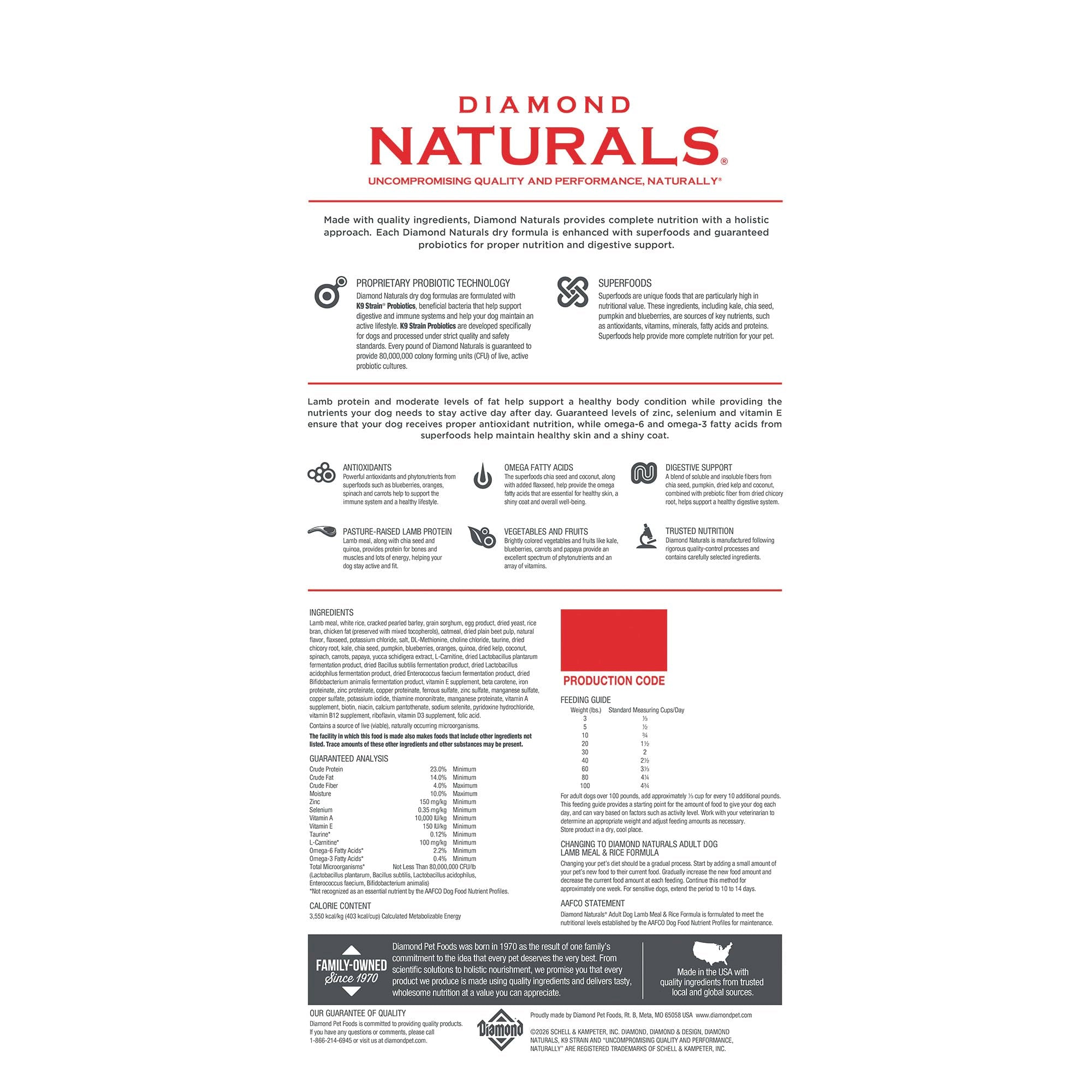 DIAMOND NATURALS gros plan sur la texture des croquettes pour vérifier la qualité