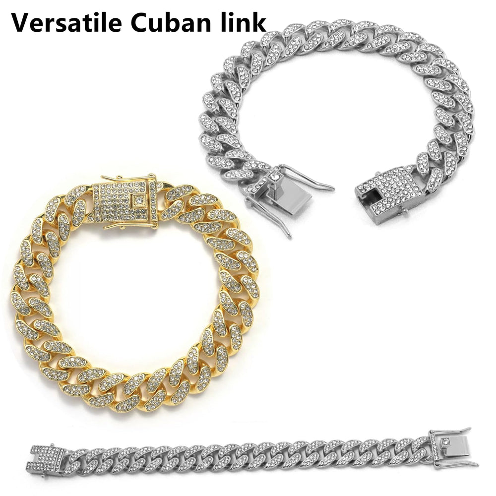 DKJEkdje collier à côté d'une main pour montrer l'échelle pratique