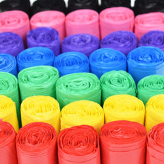 Doggie Walk Bags sac ouvert montrant la taille augmentée et meilleure couverture