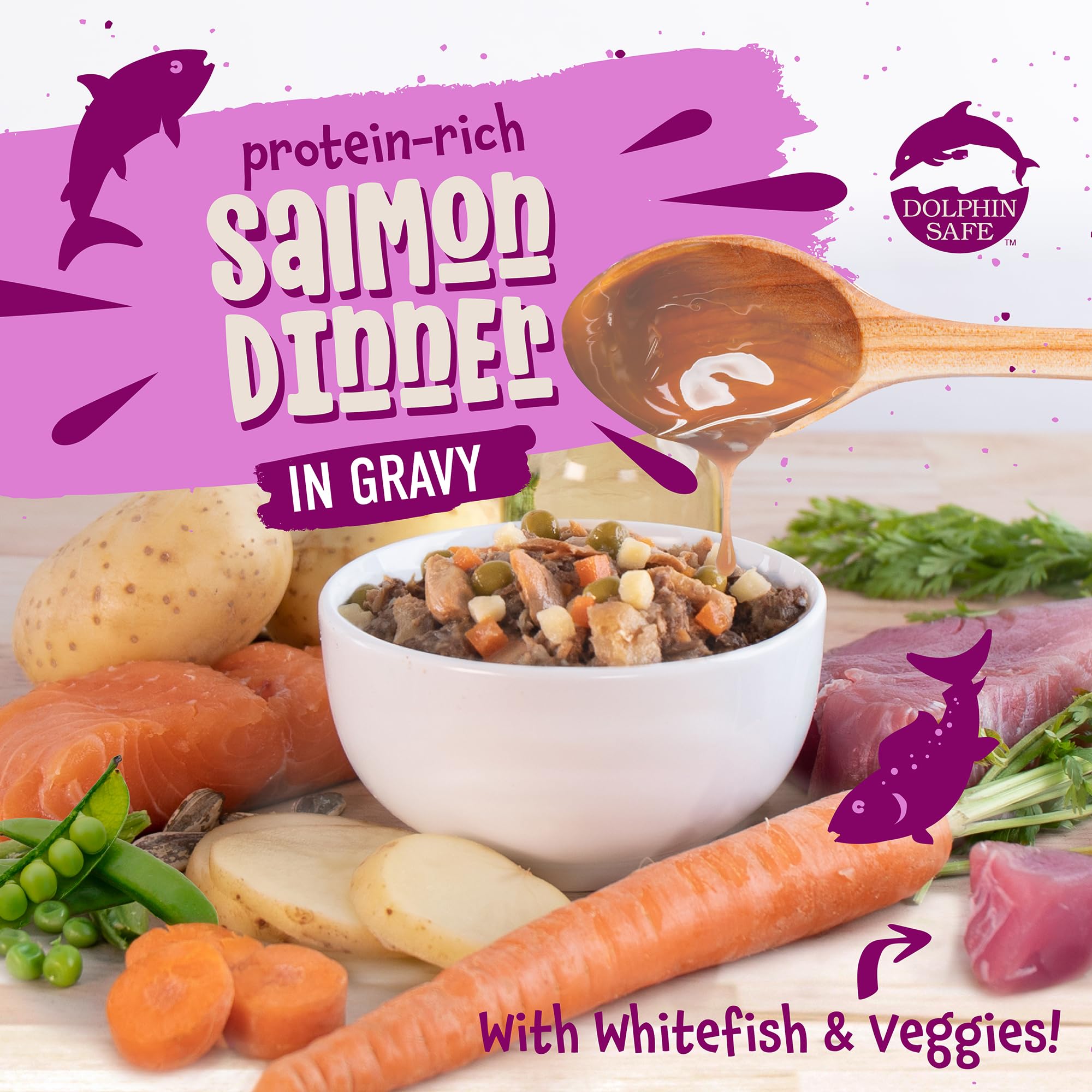 Earthborn Holistic gros plan sur flocons de saumon et poisson blanc, riche en protéines