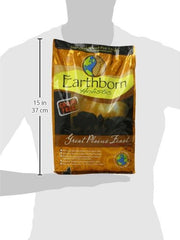 Earthborn Holistic gros plan croquette montrant texture riche en protéines et appétence