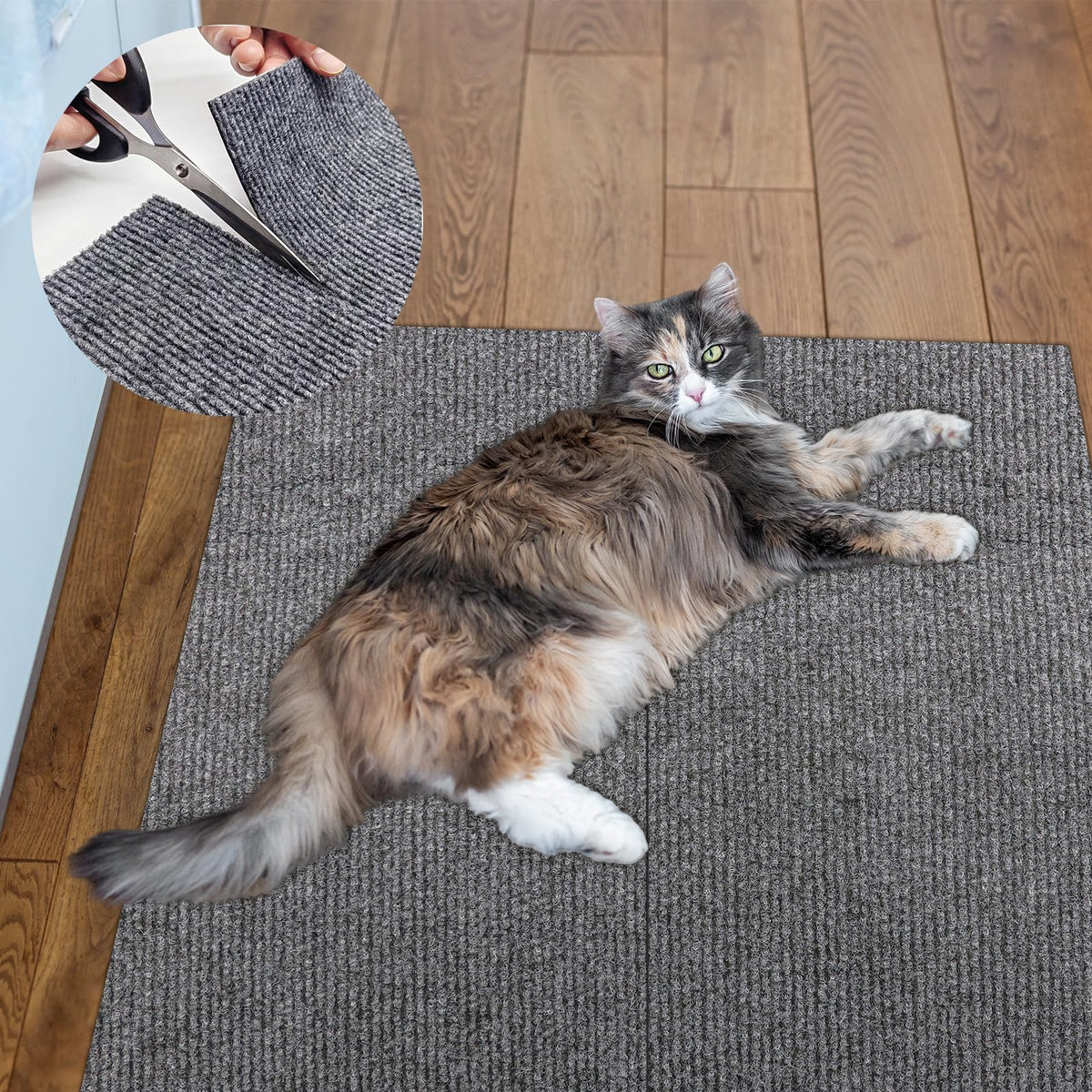 ENONCI vue avant du tapis griffoir couvrant coin de meuble, protection efficace
