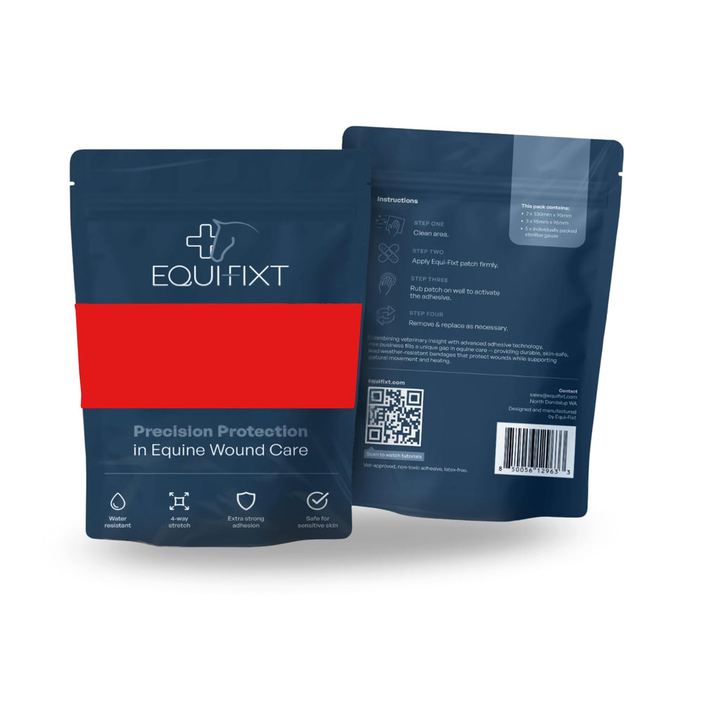 EQUI-FIXT situation en écurie montrant tenue sous activité et intempéries